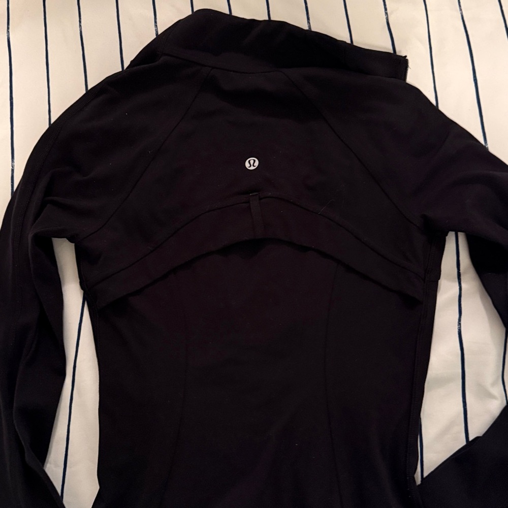 Lulu define jacket - Picture 2 of 2